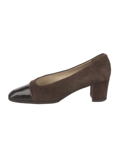 Pre-owned Bally Suede Pumps In Brown