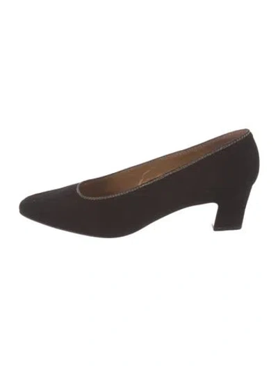 Pre-owned Bally Suede Pumps In Brown