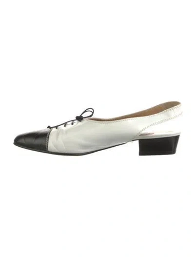 Pre-owned Bally Vintage Leather Flats In White