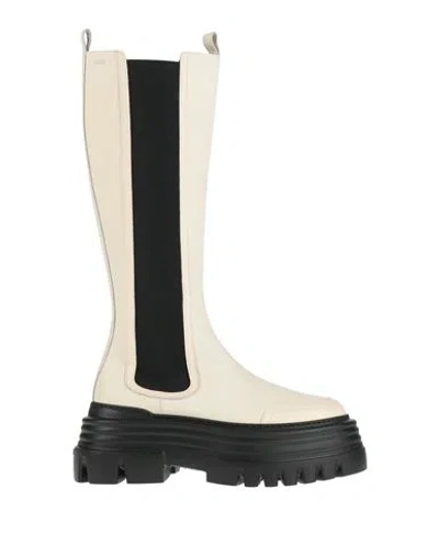 Bally Woman Boot Cream Size 6.5 Leather In White