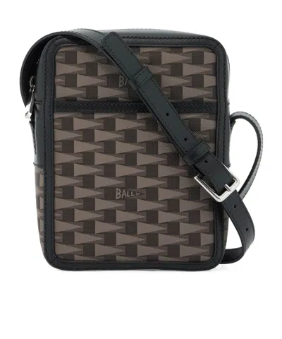 Bally Zippered Shoulder Bag In Black
