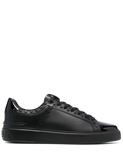 Balmain Logo Low Upper Board Shoes In Black