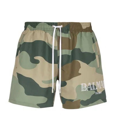 Balmain Badeshorts Mit Camouflage-print In Khaki