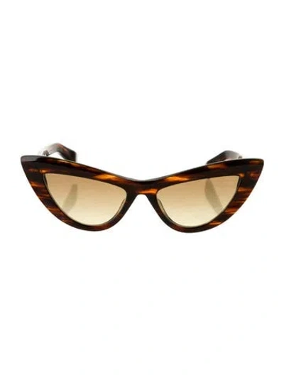 Pre-owned Balmain Cat-eye Gradient Sunglasses In Brown