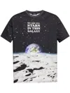 Balmain Earth And Stars Print T-shirt In Schwarz