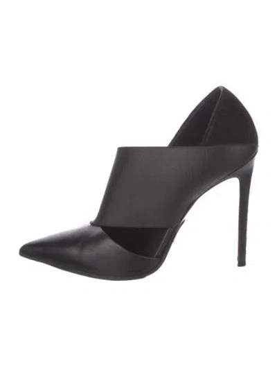 Pre-owned Balmain Leather D'orsay Pumps In Black