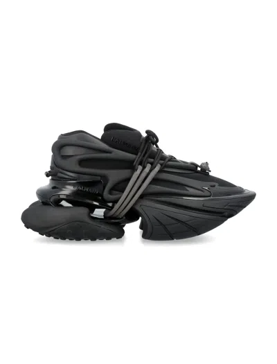 Balmain Leather Unicorn Low-top Sneakers In Black