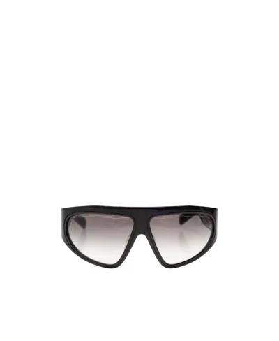Balmain Logo Sunglasses In Black