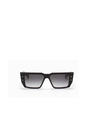 Balmain Logo Sunglasses In Black