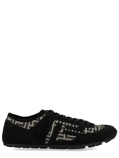 Balmain Men's Low-top Lace-up Sneakers In Black