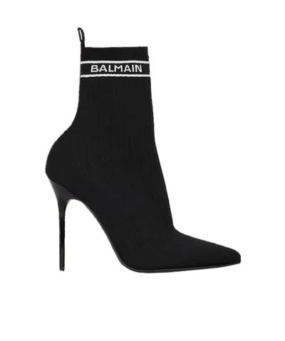 Balmain Skye Rib Pointed Short Boots In Black