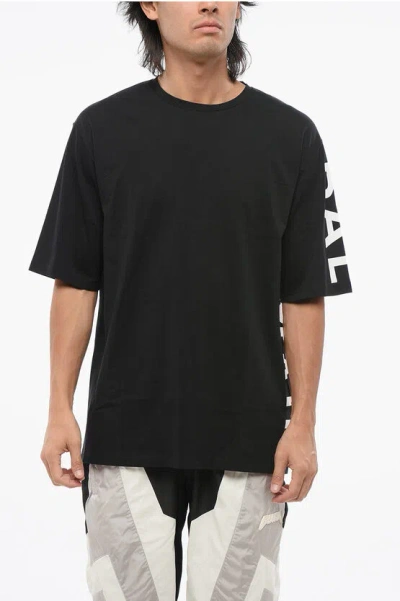 Balmain Solid Color Crew-neck T-shirt With Printed Logo In Black
