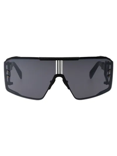 Balmain Eyewear Shield Frame Sunglasses In Black