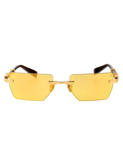 Balmain Sunglasses In Gld - Brn