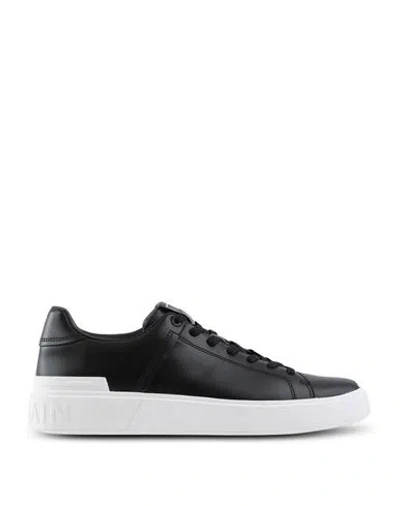 Balmain Sports Shoes With Logo In Black