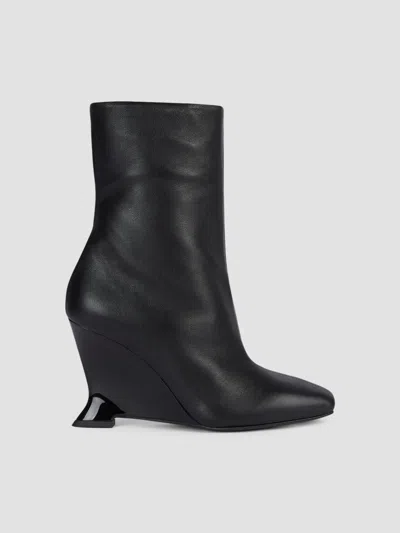 Balmain Women's 95mm Leather Wedge Ankle Boots In Noir