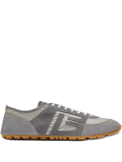 Balmain -style Lace-up Sneakers With Notched Outsole And Pb Logo Detail In Gray