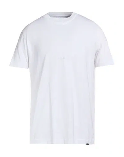 Balr. Man T-shirt White Size S Cotton