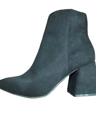 Bamboo Women's Ankle Bootie In Black