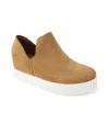 Bamboo Women's Rise-05 Sneaker In Tan In Multi
