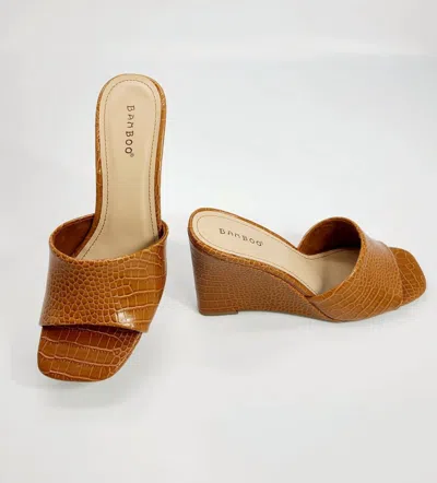 Bamboo Women's Selena Heel In Chestnut In Pink