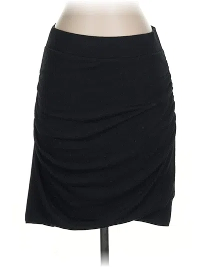 Pre-owned Banana Republic Casual Skirt In Black