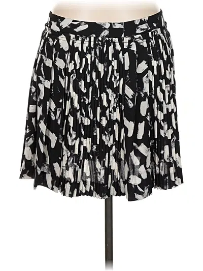 Pre-owned Banana Republic Casual Skirt In Black