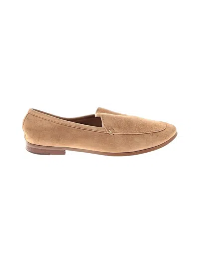 Pre-owned Banana Republic Flats In Tan