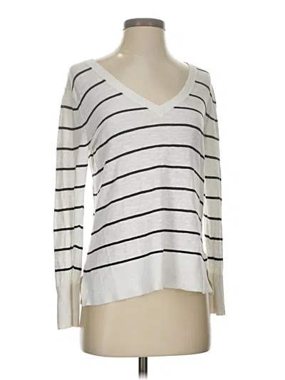 Pre-owned Banana Republic Pullover Sweater In White