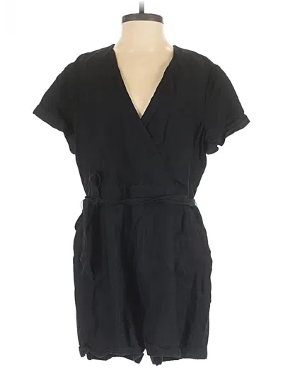 Pre-owned Banana Republic Romper In Black