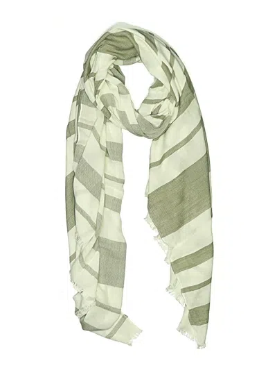 Pre-owned Banana Republic Scarf In White