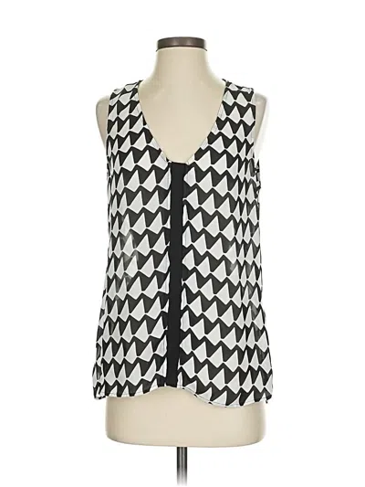 Pre-owned Banana Republic Sleeveless Blouse In Black