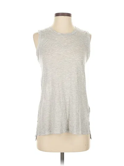 Pre-owned Banana Republic Sleeveless T-shirt In Silver