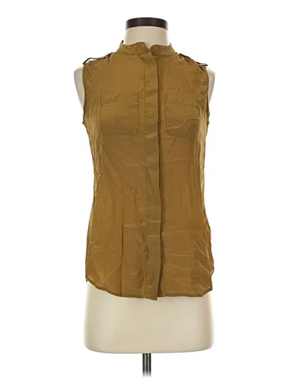 Pre-owned Banana Republic Sleeveless T-shirt In Brown