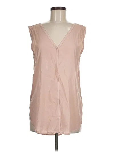 Pre-owned Banana Republic Sleeveless T-shirt In Tan