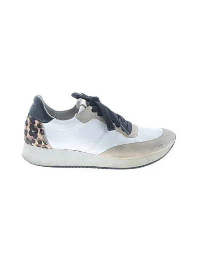 Pre-owned Banana Republic Sneakers In White