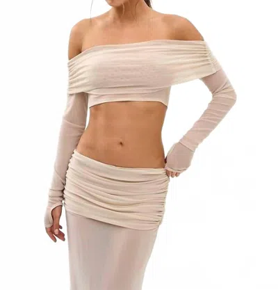 Bananhot Lena Off-the-shoulder Shirt In Macadamia In Neutral