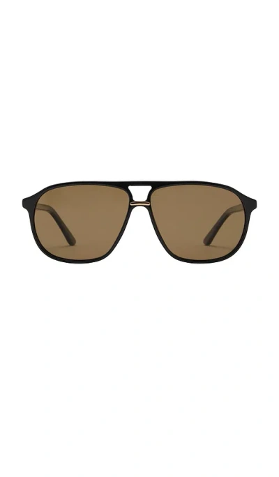 Banbe The Cyrus Sunglasses In Black & Chocolate