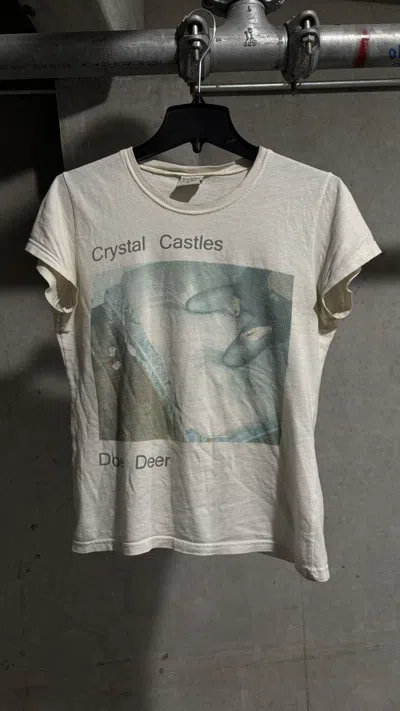 Pre-owned Band Tees Crystal Castles Doe Deer Tee In Sand