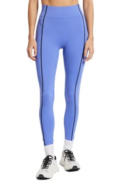 Bandier Center Stage Contrast Seam Leggings In Blue