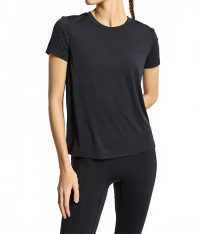 Bandier Pro Featherweight 2.0 Short Sleeve Top In Black