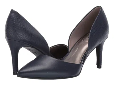 Bandolino Grenow Heel High In Blue