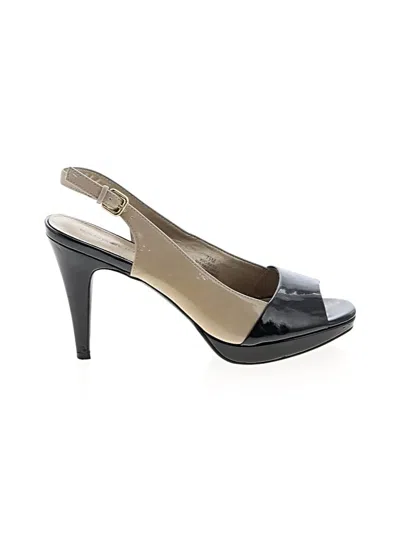 Pre-owned Bandolino Heels In Black