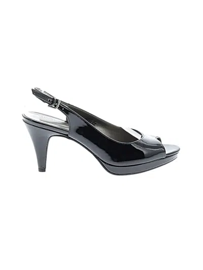 Pre-owned Bandolino Heels In Black