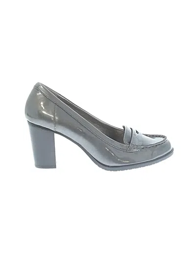 Pre-owned Bandolino Heels In Gray