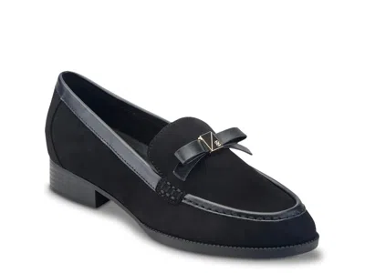 Bandolino Ladeeda Loafer In Black