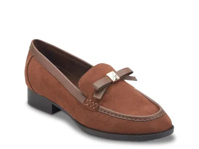 Bandolino Ladeeda Loafer In Brown
