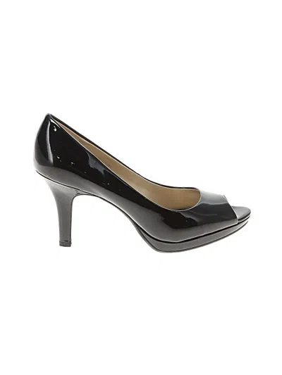 Pre-owned Bandolino Sandals In Black