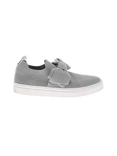 Pre-owned Bandolino Sneakers In Gray