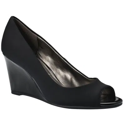 Bandolino Tuff Love Womens Solid Textured Wedge Heels In Black